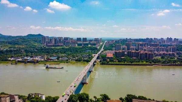 长江大桥封闭施工后,过境泸州外地车应该这样走