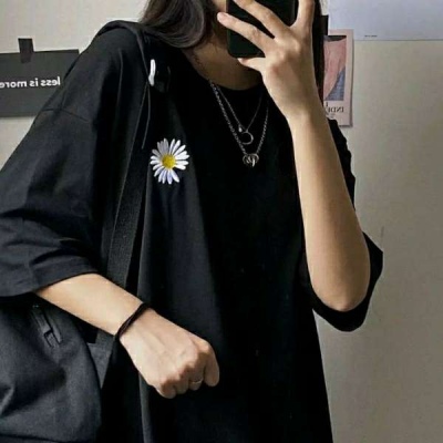 不露脸女头·小清新文案:我走向你,以峥嵘岁月,以侠骨
