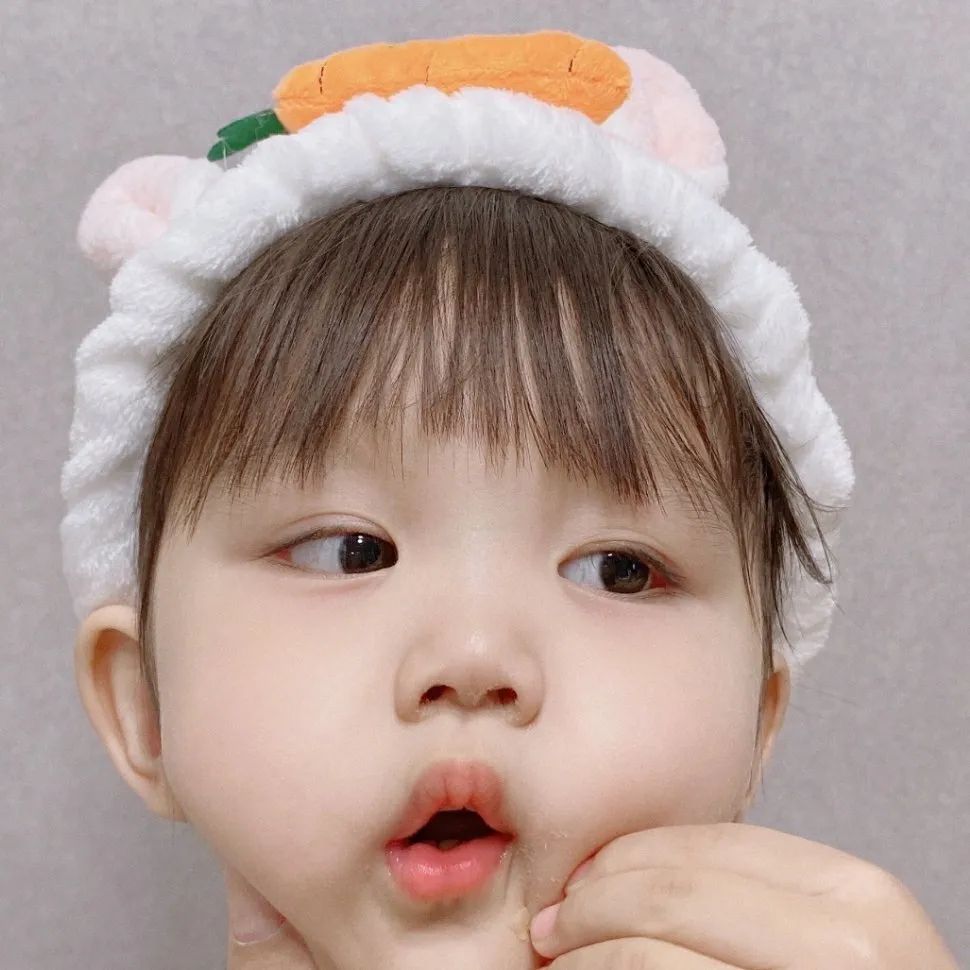 可爱萌娃小孩头像 晚睡的人 会被月亮抓去罚站
