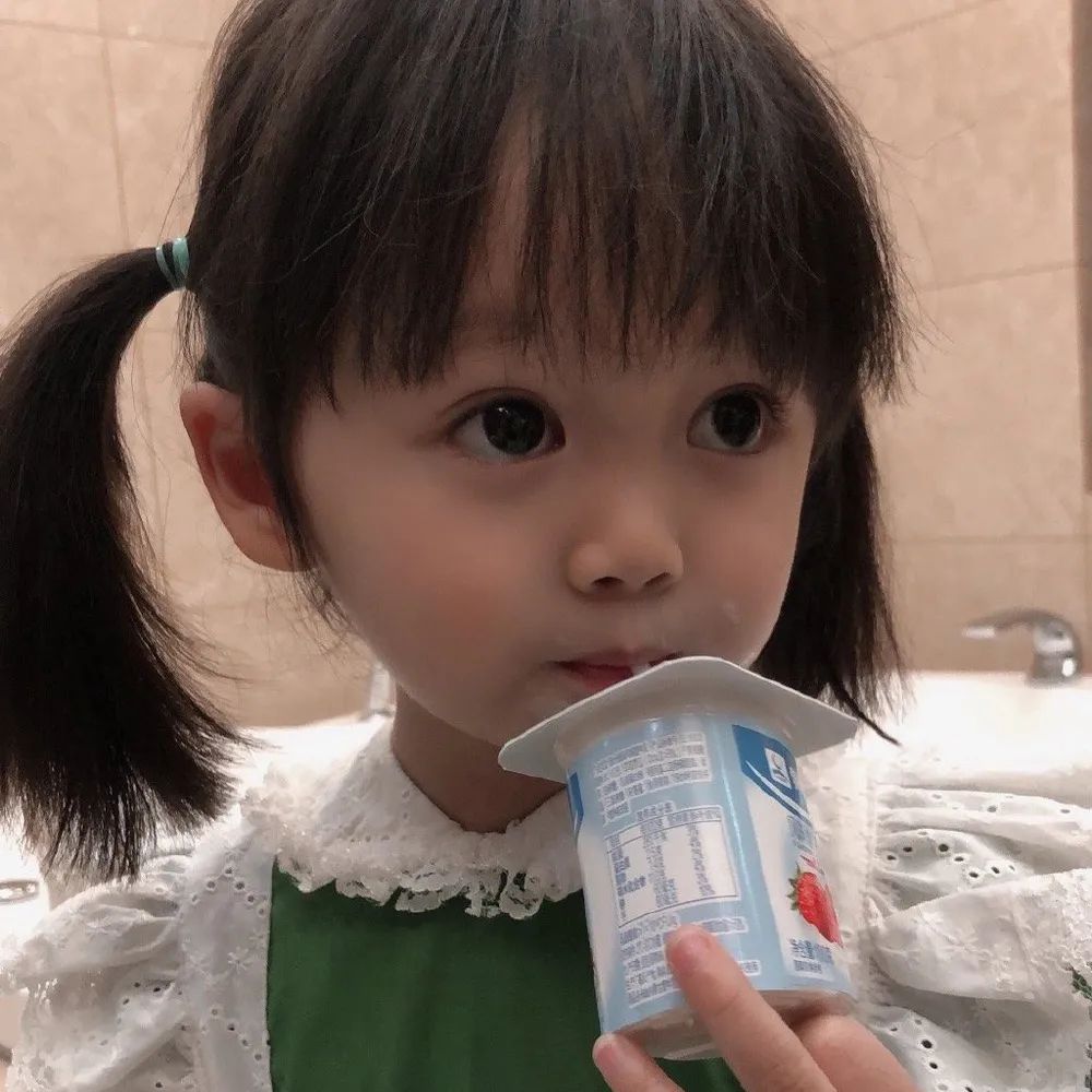 可爱萌娃小孩头像 晚睡的人 会被月亮抓去罚站