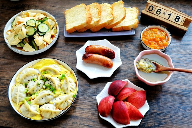 早餐食谱,营养早餐做法,早餐搭配,鸡蛋,牛奶