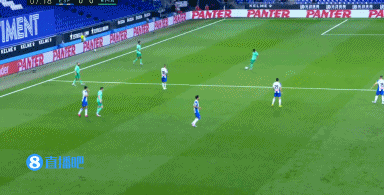 卡塞米罗中场吊门,章鱼哥一路后退将球挡下