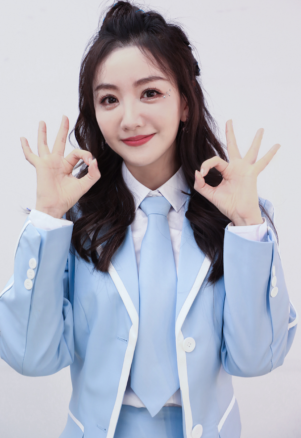 圈内最佛系女星,出道多年干净无绯闻,39岁状态仍不输少女