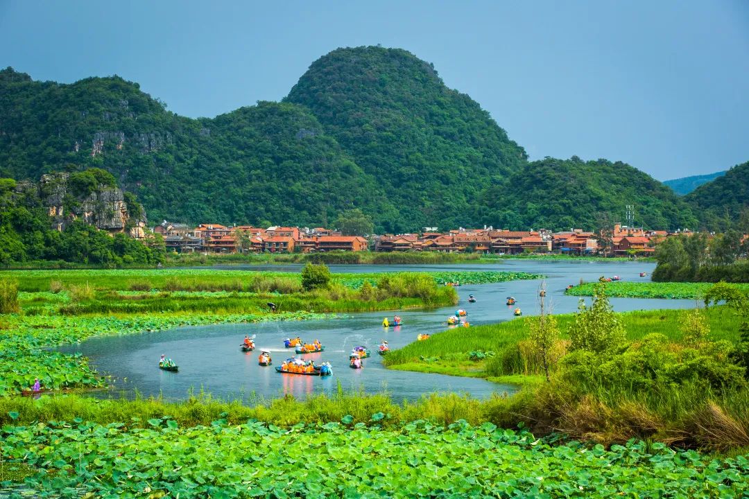 普者黑站,普者黑,文山壮族苗族自治州,高铁,杨紫轩,旅客