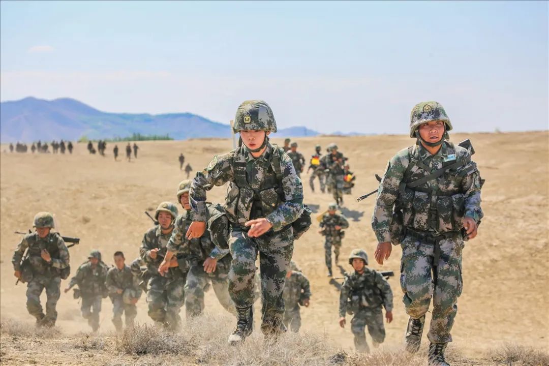 地表40℃,陆军战斗体能爆表!