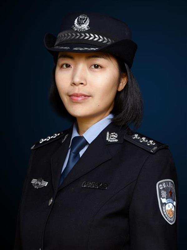 利川市公安局,人民警察,罗丽娜