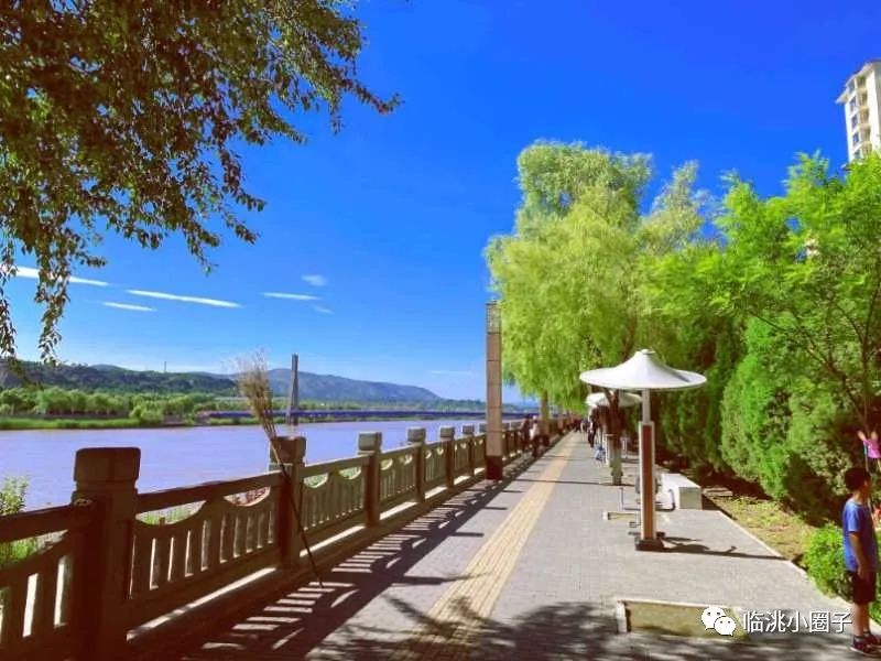 临洮洮河沿风景好美!