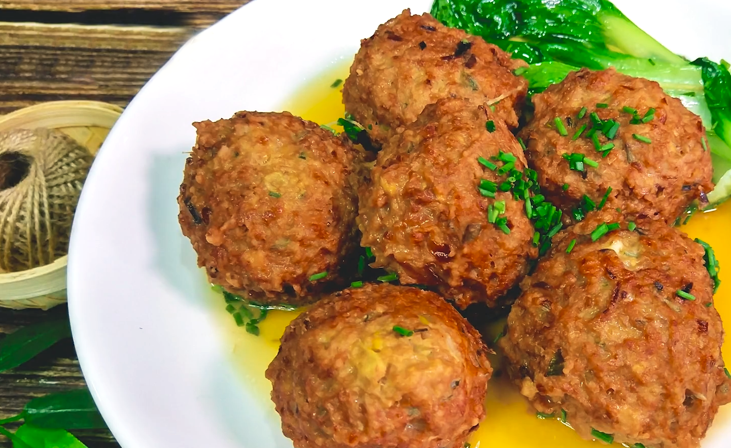 红烧狮子头做法,肉丸子做法,家常美食,家常菜,年节菜