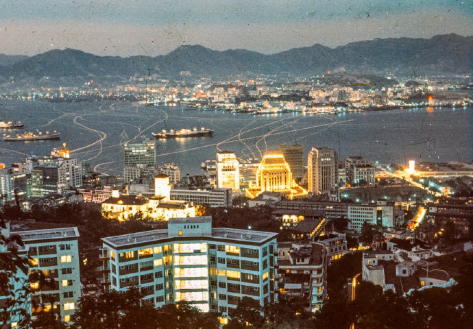 老照片 1960年的香港 霓虹闪烁的美丽夜景