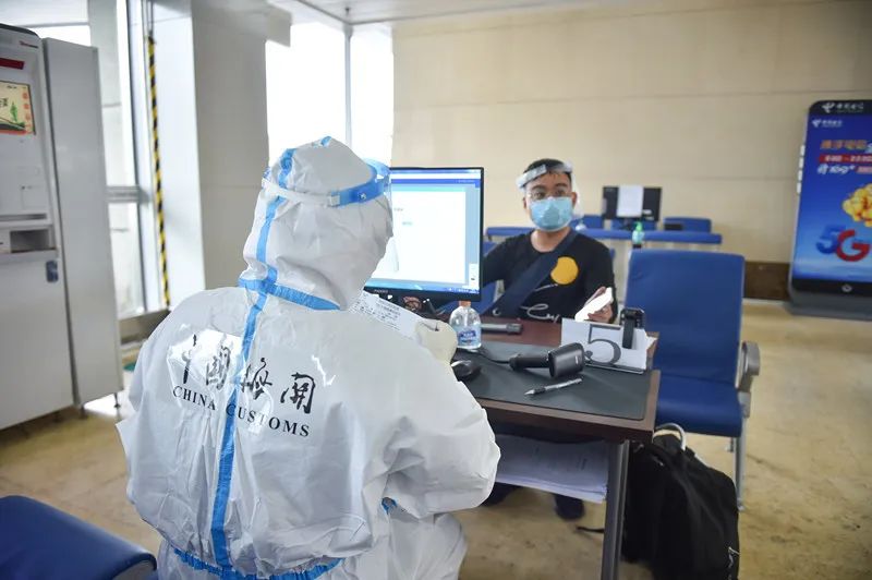 成都海关,新冠病毒,四川省卫健委,成都双流国际机场,核酸检测
