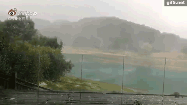北京多区接连发布雷电,冰雹黄色预警!