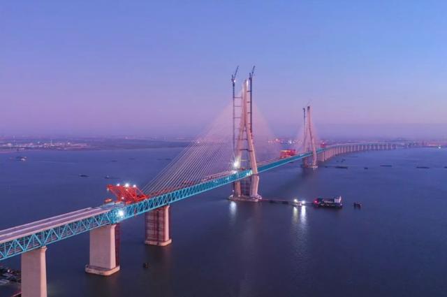 江苏又一世界级大桥建成通车,开通后对江苏意味着什么
