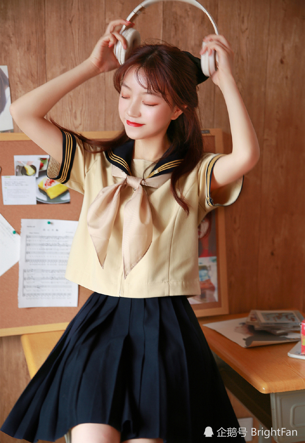 jk制服美女清纯阳光可爱俏皮写真图片