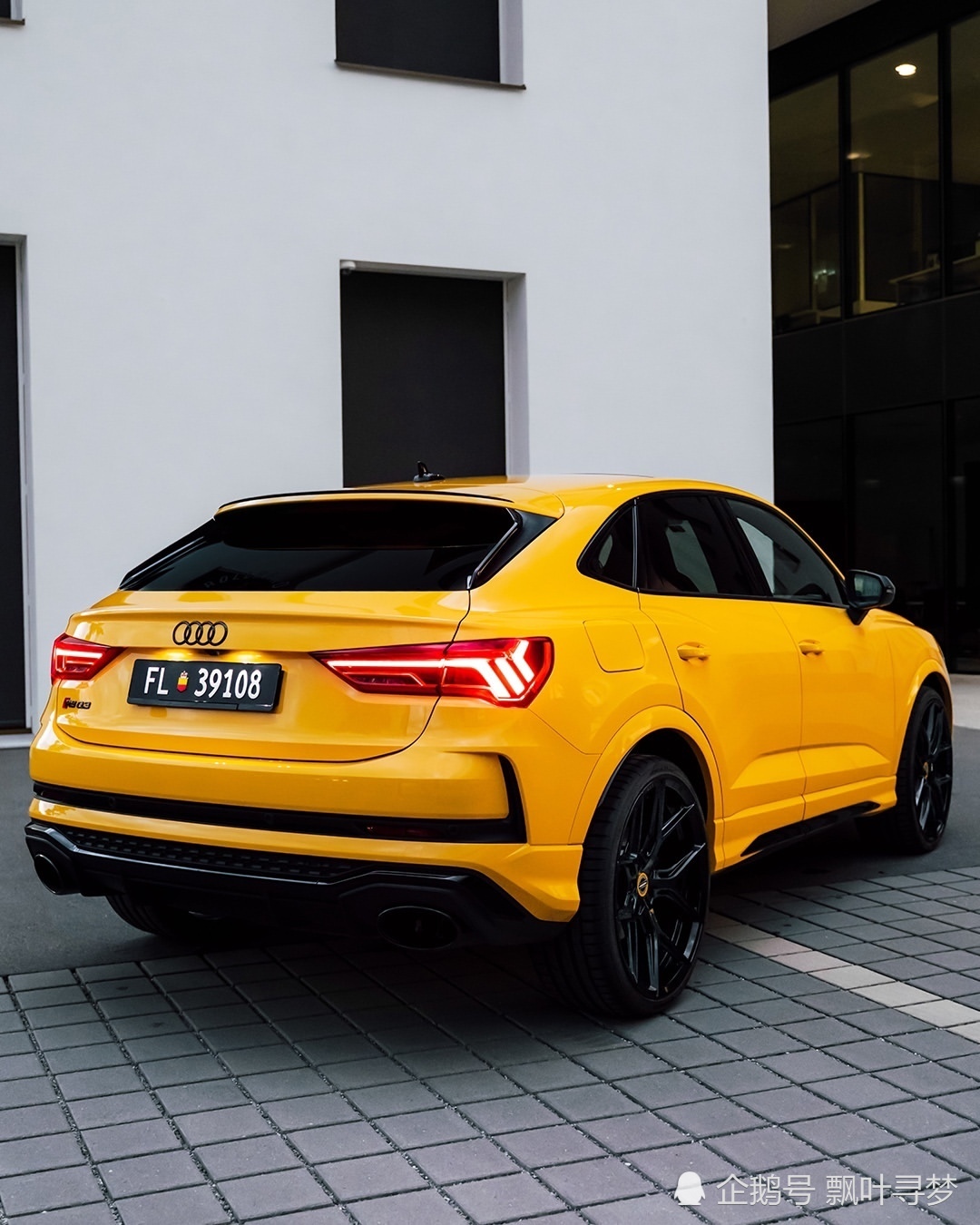 奥迪rsq3 sportback 这个颜色爱了