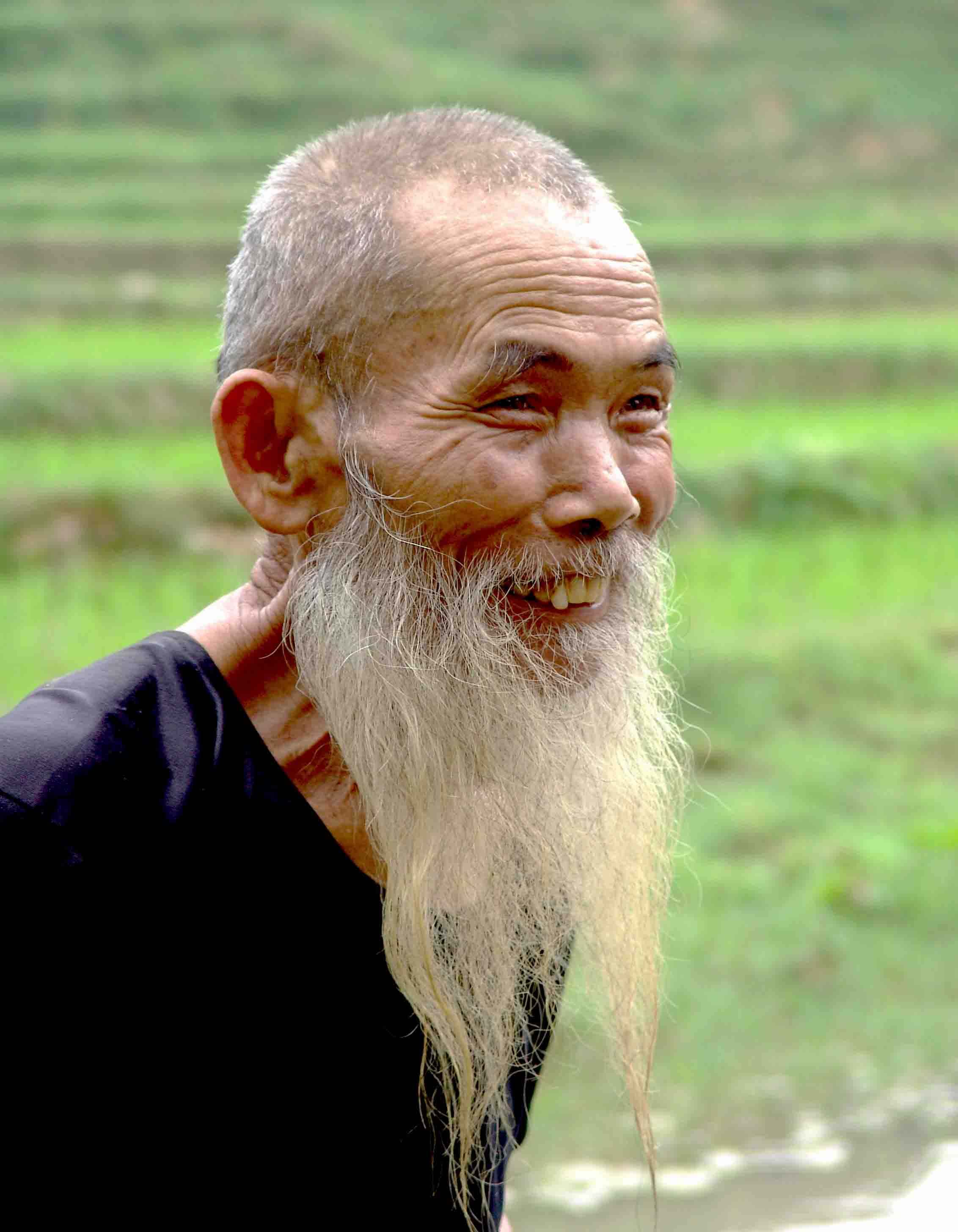 长寿巴马风景秀美,百岁老人生活习惯很特别