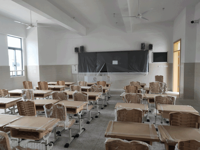 教室 640_480 gif 动态图 动图