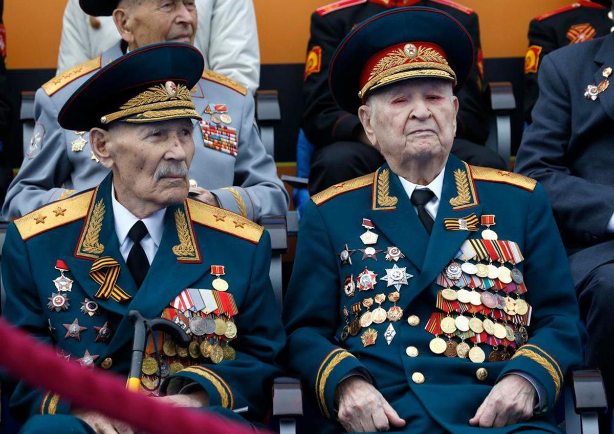 巴甫洛夫与朱可夫同为大将,却被斯大林枪决,这是为什么呢?