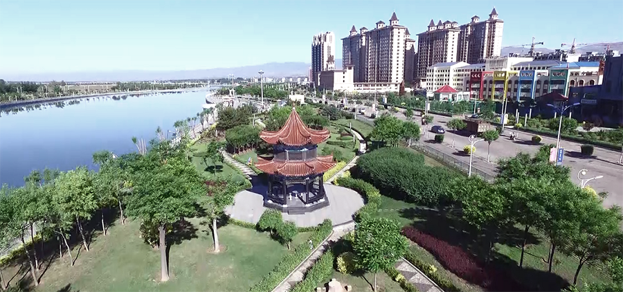 山西忻州一个县,地处五台山和恒山之间,拥有滹源景区