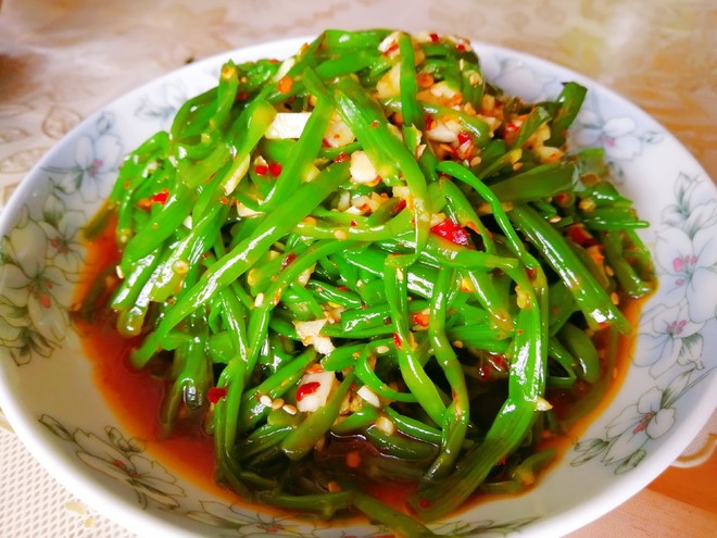 空心菜,凉拌空心菜,大蒜,西红柿