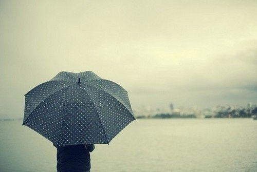 风雨人生,自己撑伞