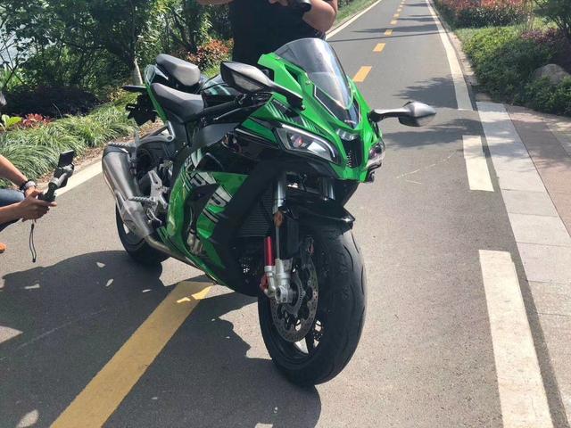 国产500cc摩托新车,霸气外观1:1仿造川崎zx-10r