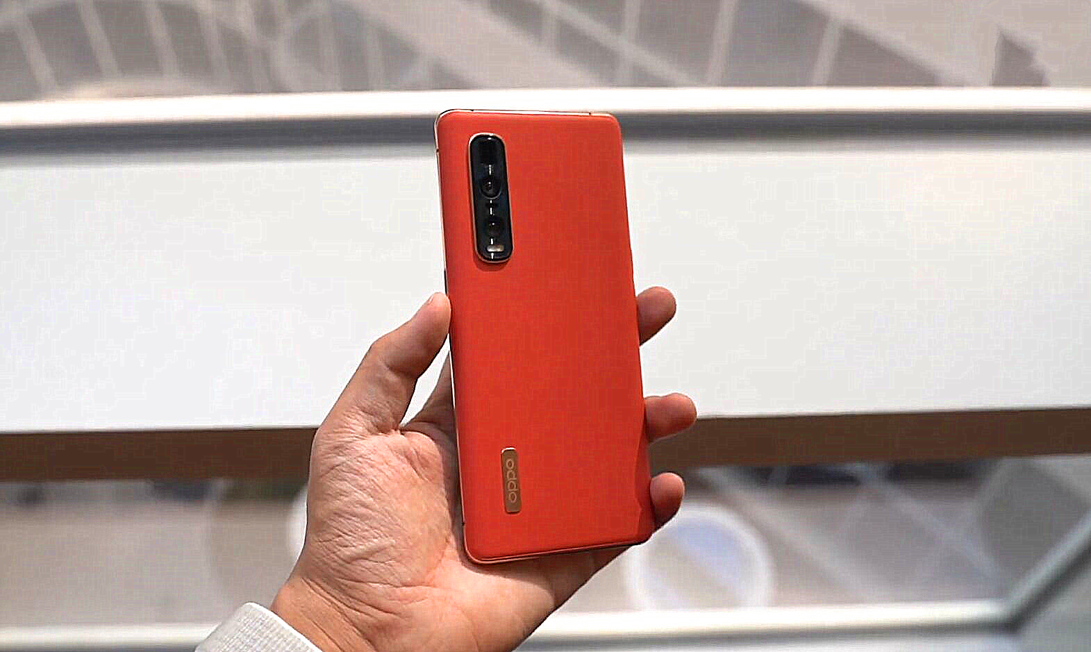 oppofindx3pro壁纸,oppofindx系统自带壁纸 oppo发力,oppo findx2pro展开新动作,直降千元可还行?