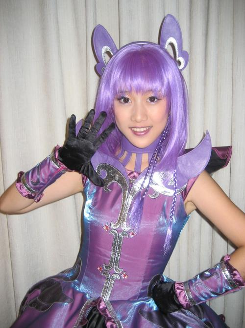 巴啦啦小魔仙:美琪美雪是富二代?凌妈妈一条裙子抵我一个月工资