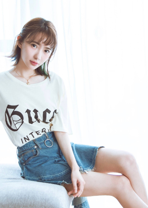刘萌萌高清壁纸:清新甜美,优雅迷人