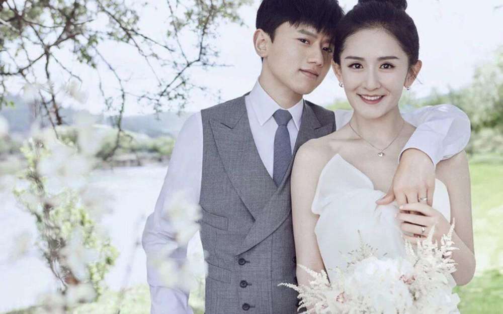 张杰谢娜恩爱如初，夜会何炅甜蜜同玩&quot;密室逃脱&quot;