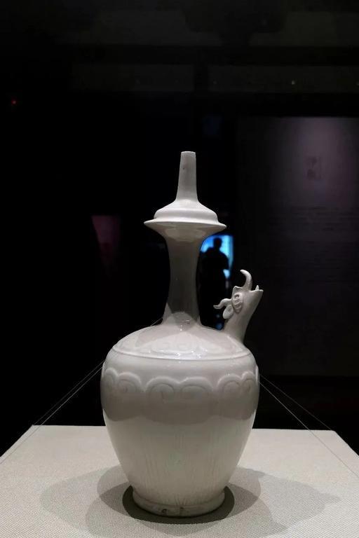 定州博物馆,定窑,瓷器,黄釉