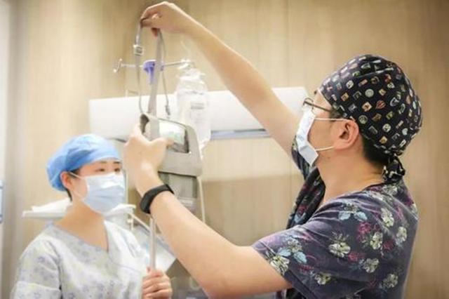 大多90孕妈不想忍受顺产的苦,都选择剖腹产,但她们却忽略这些点