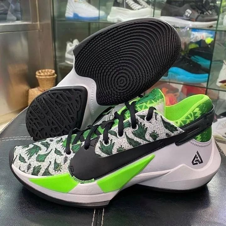 字母哥,小卡,莱昂纳德,new balance,篮球鞋