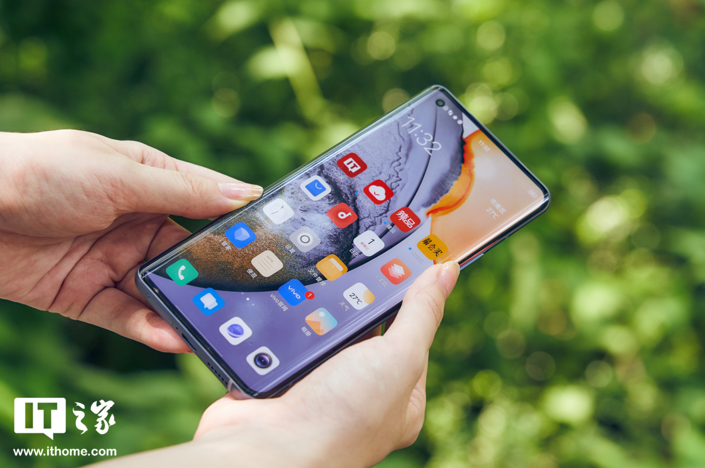 x50pro引力图片,vivox50pro引力图片 vivo x50 pro 引力配色图赏:超大杯的专业影像旗舰
