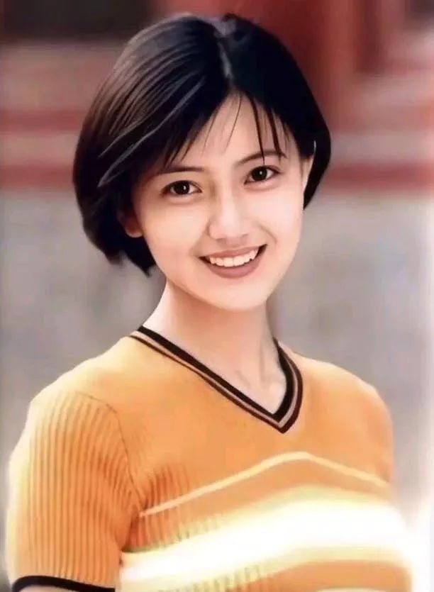 第5届虎扑女神大赛,高圆圆碾压王祖贤得冠军,她为何不