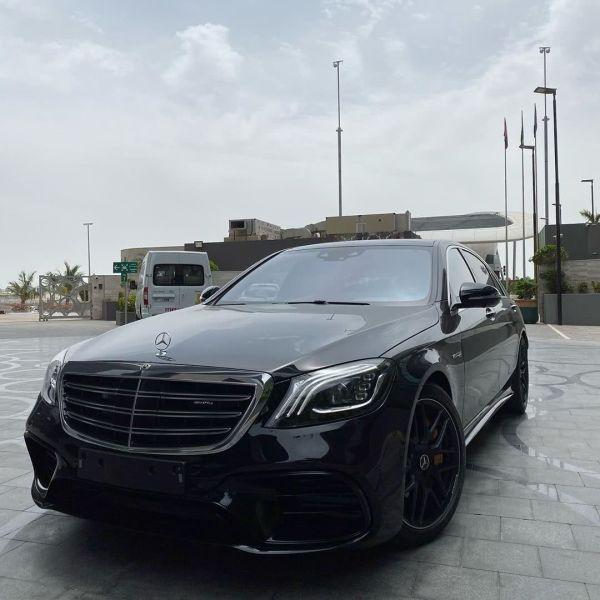 "黑武士"奔驰amg s63实拍图