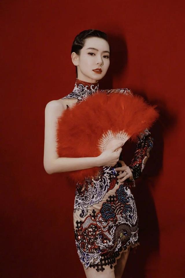 旗袍,杨幂,张曼玉旗袍,鞠婧祎旗袍,杨颖