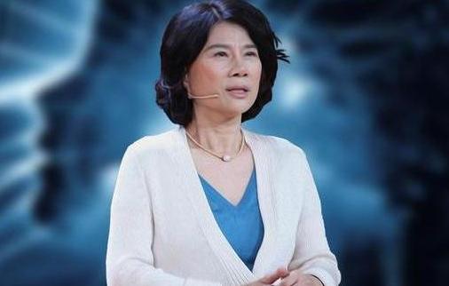 马云评价刘强东_刘强东评价马云_马云对董明珠的评价