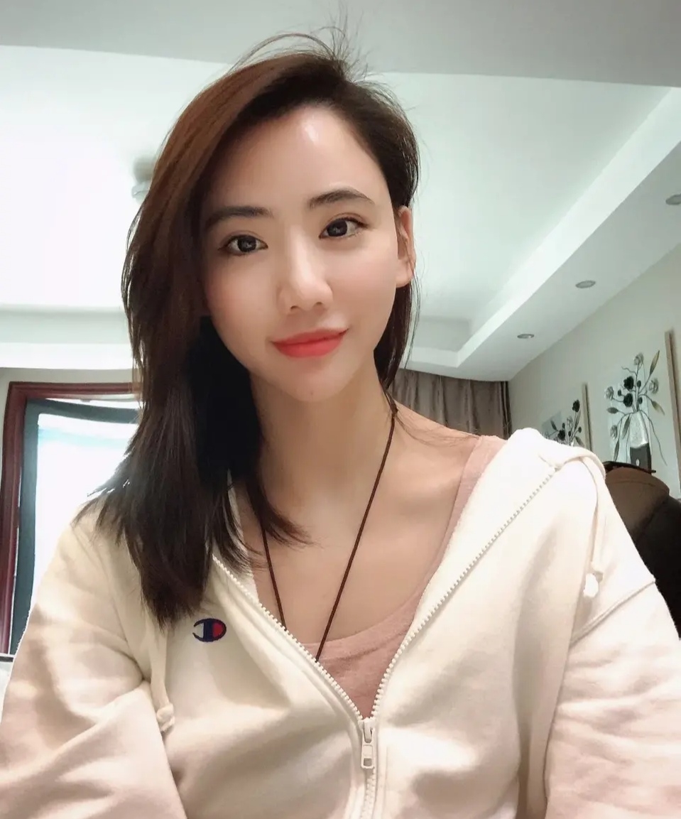 美女,性感,丰满,中年女人