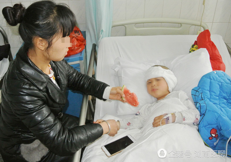 邵阳5岁男童说火星语 耽误治疗双耳耳聋