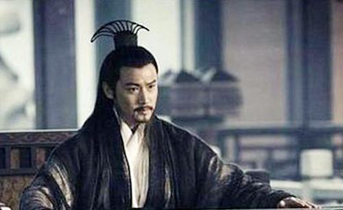 正史上诸葛亮无权掌管军事?自比管仲和乐毅,白帝城托孤后带兵北伐!