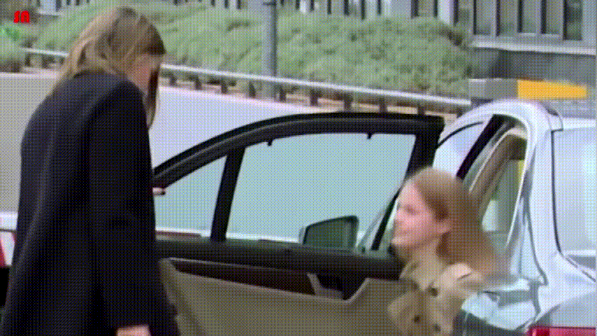 费利佩身为西班牙国王,为何总喜欢亲自开车,到底图个什么