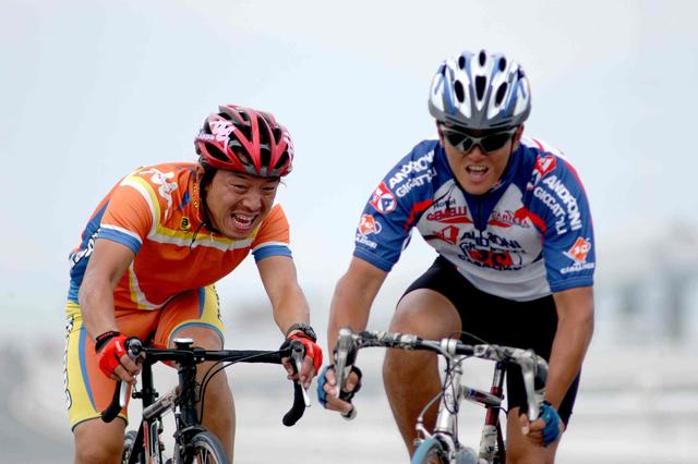 近几年国产6部笑断气电影,摆脱烦恼笑出腹肌,这个夏天