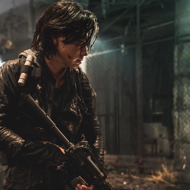 《釜山行2:半岛》等了4年,韩国首映!果然让人没有失望