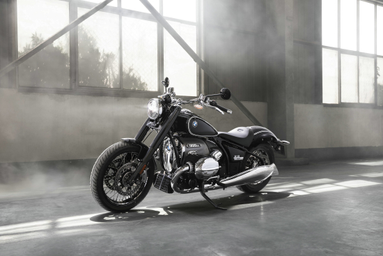 全新复古巡航摩托车bmw r 18开启预售