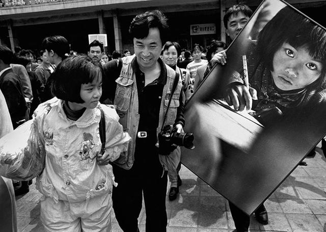 28年前,那个喊着"我想上学"的大眼睛女孩苏明娟,现状如何?
