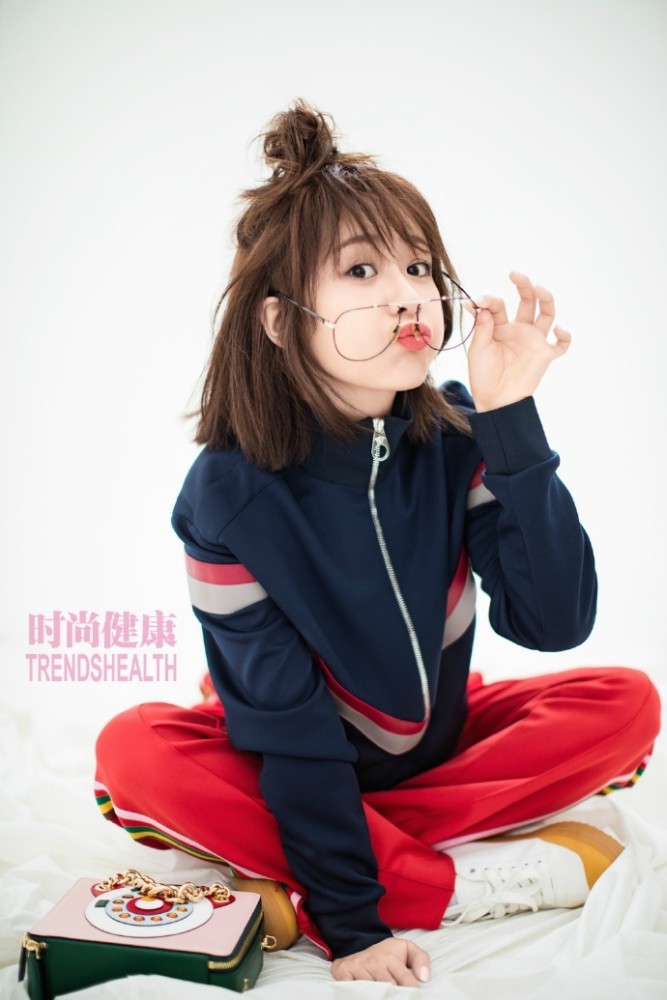 曾经的大片黑洞,现在的封面宠儿,赵丽颖、杨紫