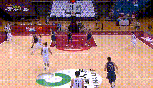 苏伟真制约不了哈达迪还得用易建联广东队罕见被4次上空篮反击得分