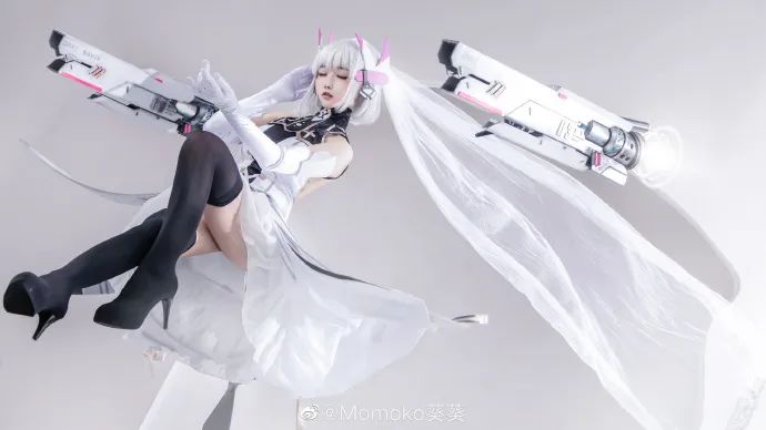 【豆妹爱bb】有位小姐姐从游戏里跑出来了