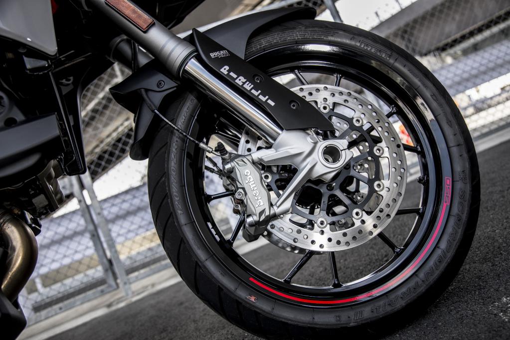 拉力摩托当中的绅士 杜卡迪multistrada 950s车型详解