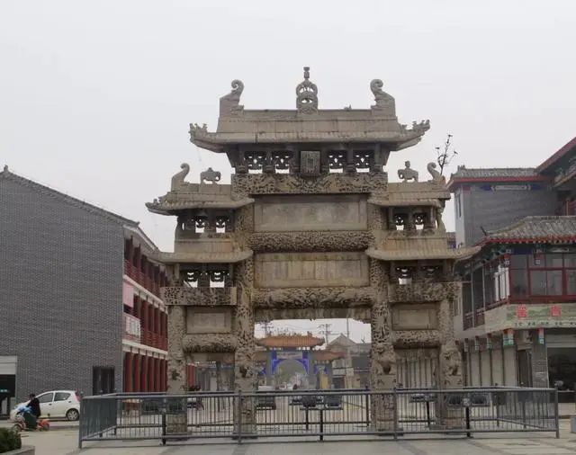 单县百狮牌坊 封建礼教的见证 劳动人民智慧的结晶